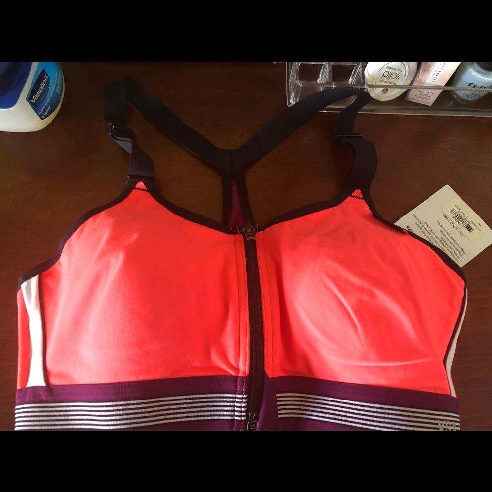 2X VICTORIA SECRET SPORT BRAS